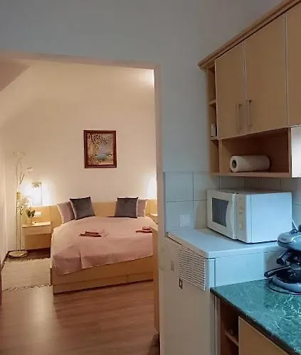 Borisz Aparthotel